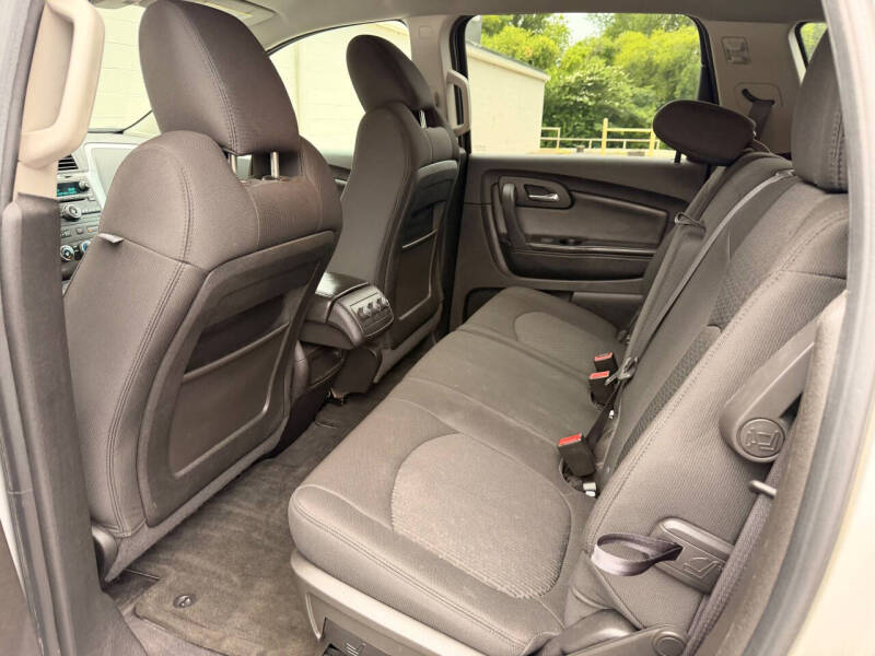 2011 Chevrolet Traverse LT