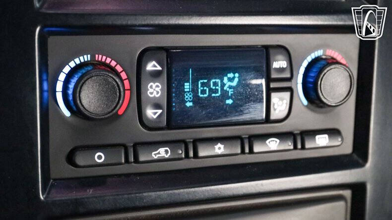 2003 HUMMER H2