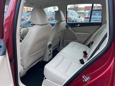 2016 Volkswagen Tiguan 2.0T SE 4Motion