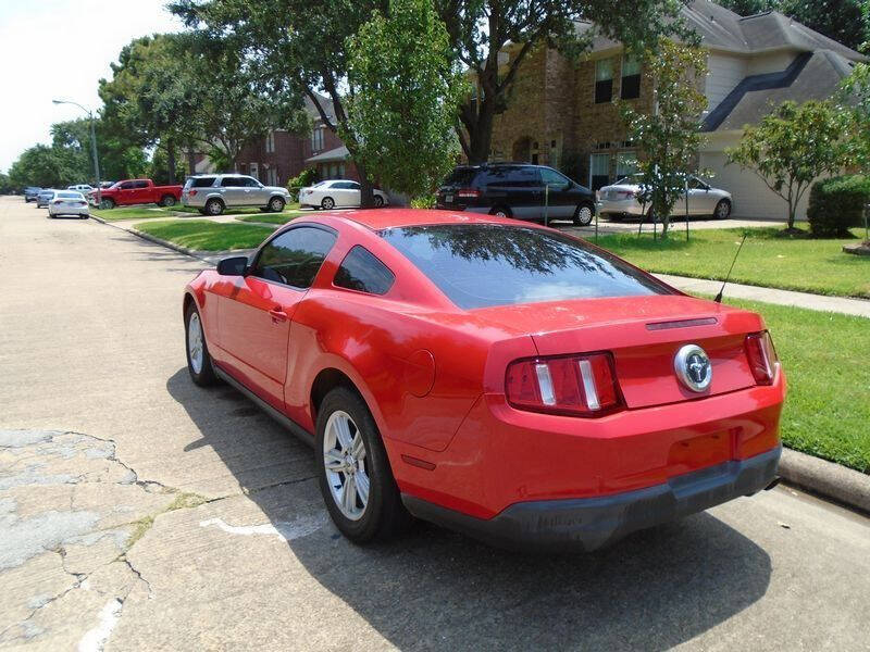 2010 Ford Mustang