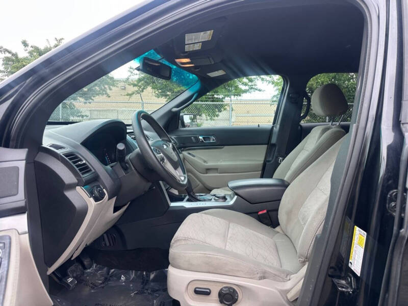 2014 Ford Explorer