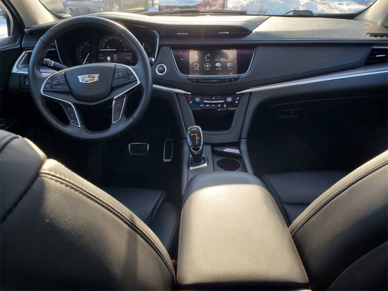 2018 Cadillac XT5 Premium Luxury