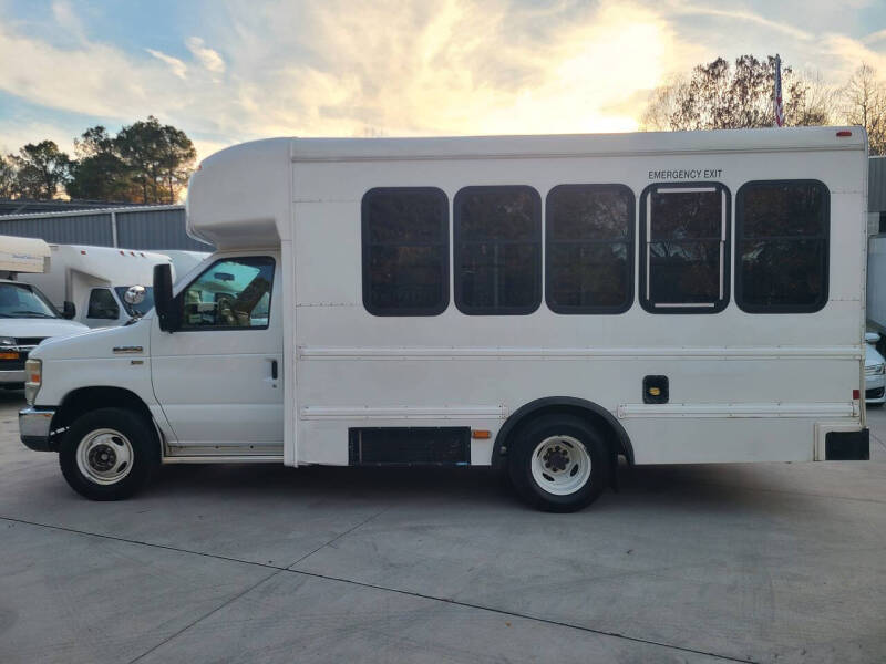 2016 Ford E-Series E-350 SD