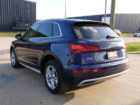 2018 Audi Q5 2.0T quattro Premium Plus