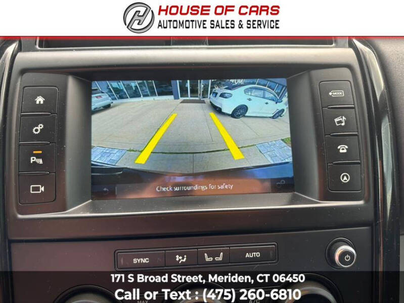 2017 Land Rover Discovery SE