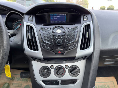 2012 Ford Focus SE