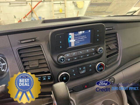 2025 Ford Transit 250