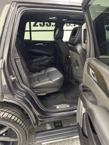 2016 Cadillac Escalade Platinum