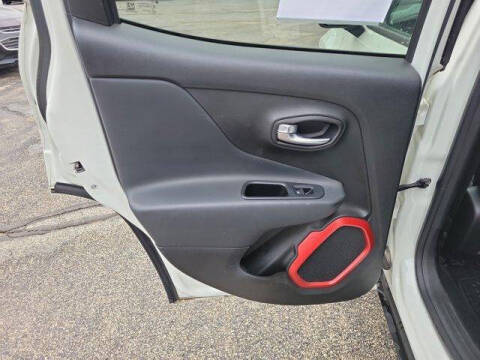 2017 Jeep Renegade Trailhawk