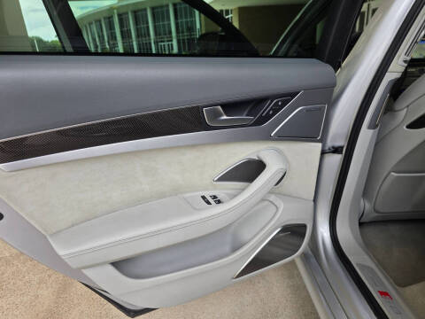 2014 Audi S8 4.0T quattro