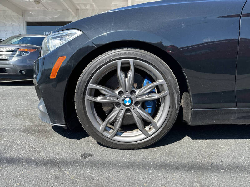 Used 2015 BMW 2 Series M235i with VIN WBA1J7C58FV358523 for sale in Edmonds, WA