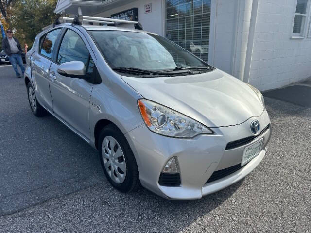2014 Toyota Prius c Three