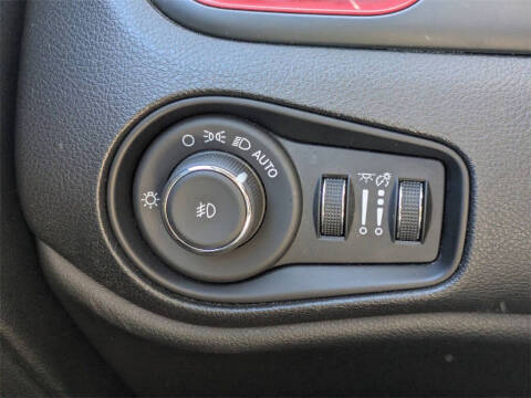 2023 Jeep Renegade Trailhawk