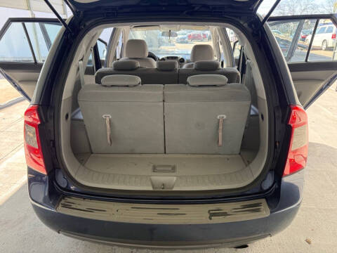 2007 Kia Rondo