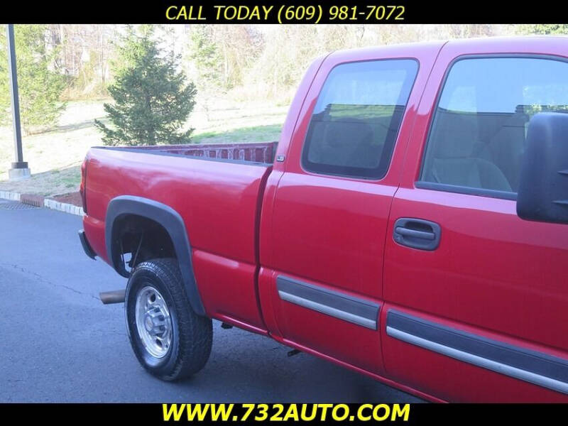 2004 Chevrolet Silverado 2500HD LS