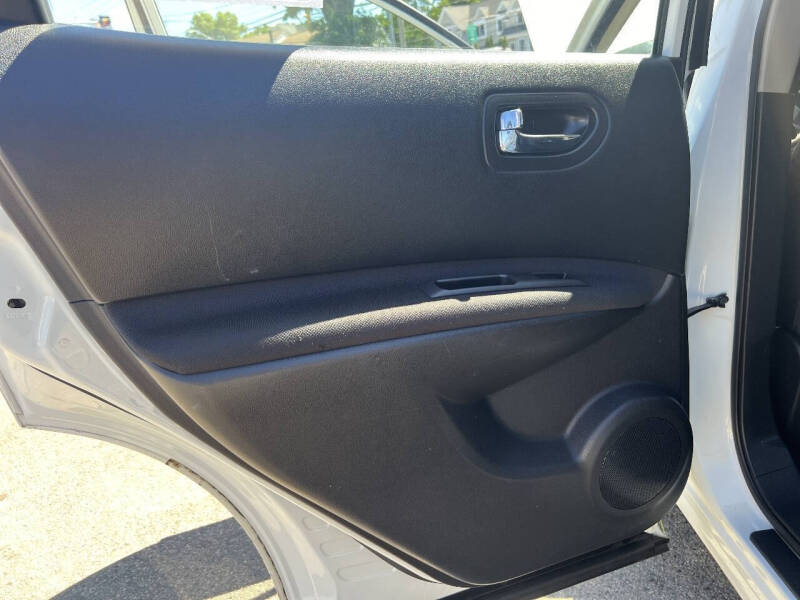 2015 Nissan Rogue Select S