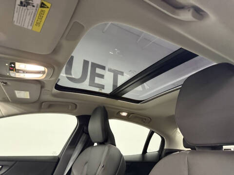 2024 Volvo S60 B5 Plus Dark Theme