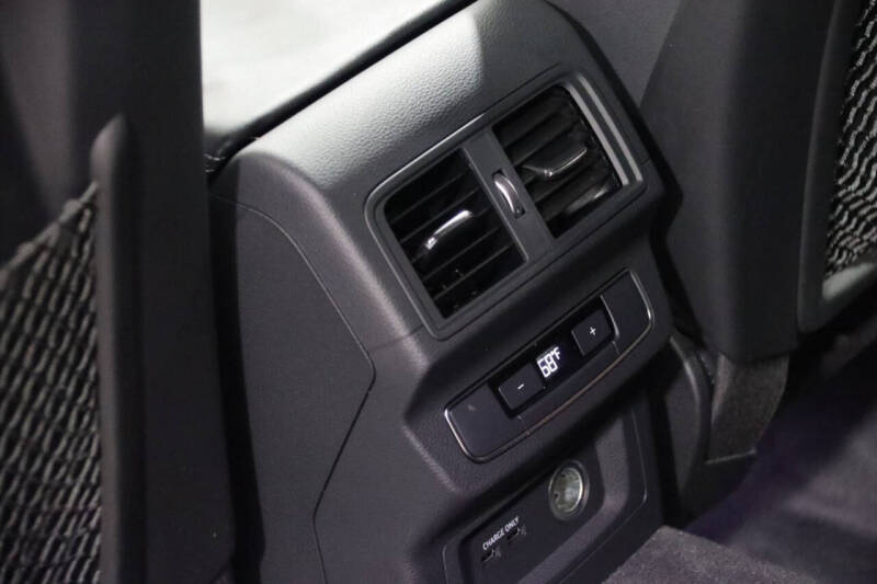 2020 Audi SQ5 3.0T quattro Premium Plus