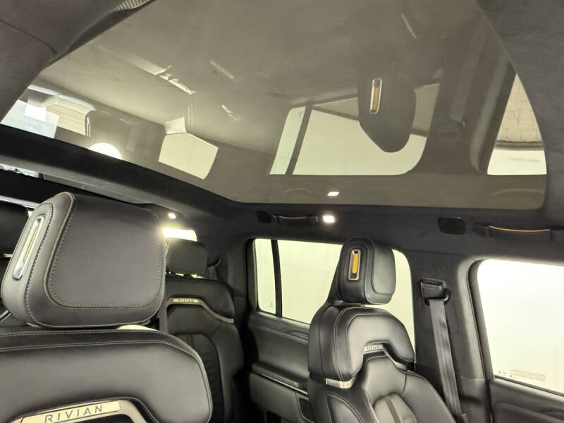 2022 Rivian R1S Launch Edition