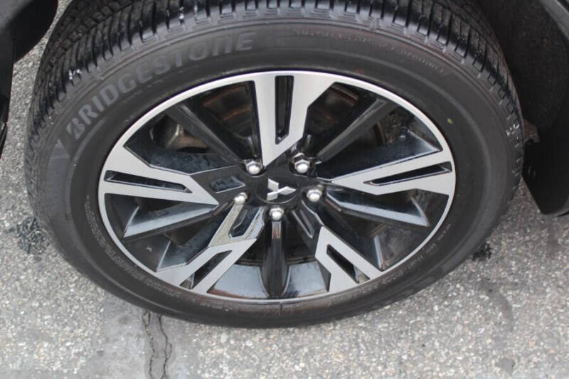 2023 Mitsubishi Eclipse Cross SE