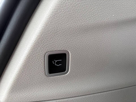 2023 Chrysler Pacifica Plug-In Hybrid Limited