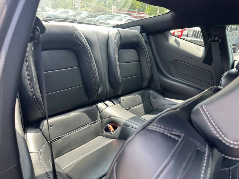 2025 Ford Mustang EcoBoost Premium