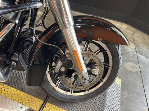 2019 Harley-Davidson® FLHT - Electra Glide® Sta
