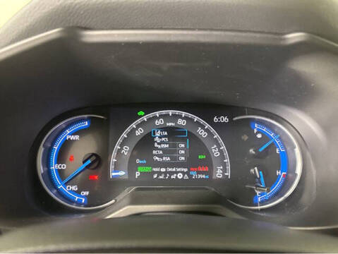 2024 Toyota RAV4 Hybrid LE