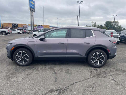 2026 Chevrolet Equinox EV LT 2