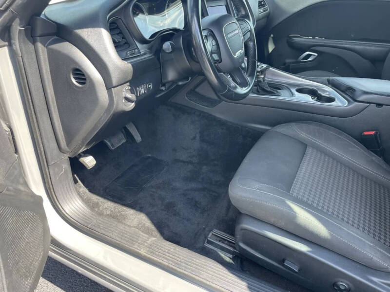 2019 Dodge Challenger SXT