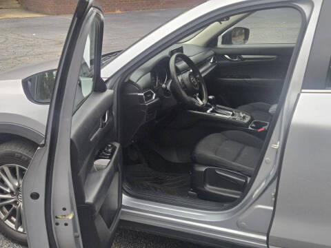 2017 Mazda CX-5 Sport