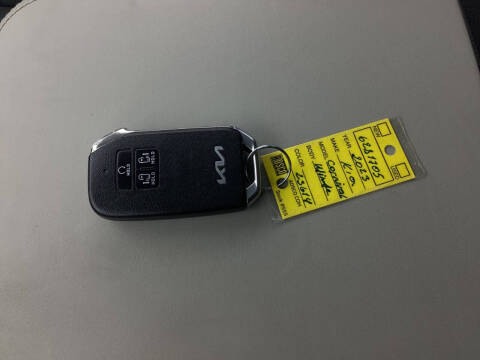 2023 Kia Carnival LX