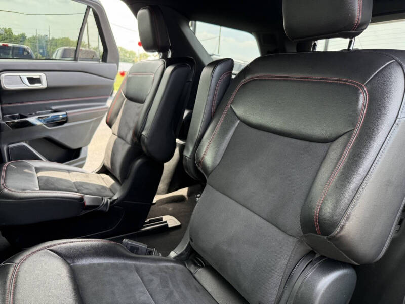 2022 Ford Explorer ST-Line