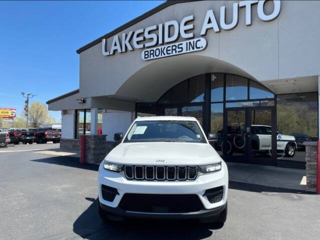 2023 Jeep Grand Cherokee Laredo