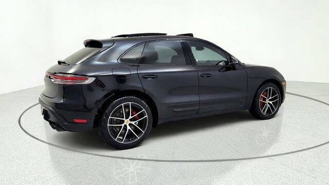 2024 Porsche Macan S