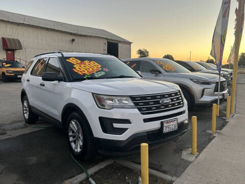 2016 Ford Explorer