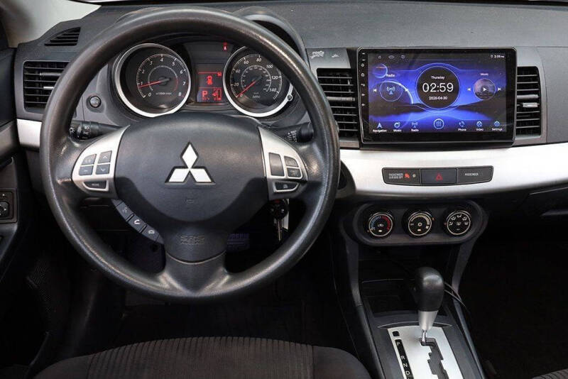 2014 Mitsubishi Lancer ES