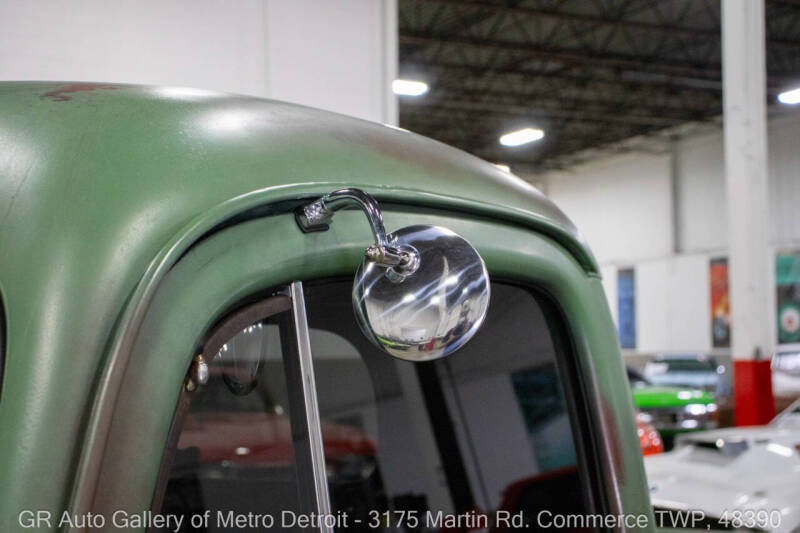 1949 Ford F-1
