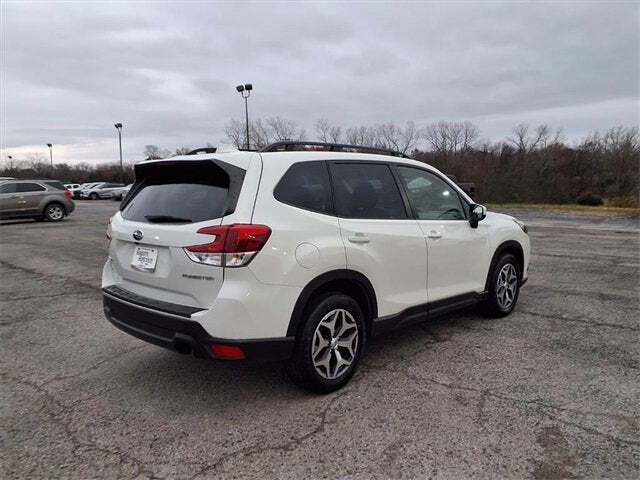 2022 Subaru Forester Premium