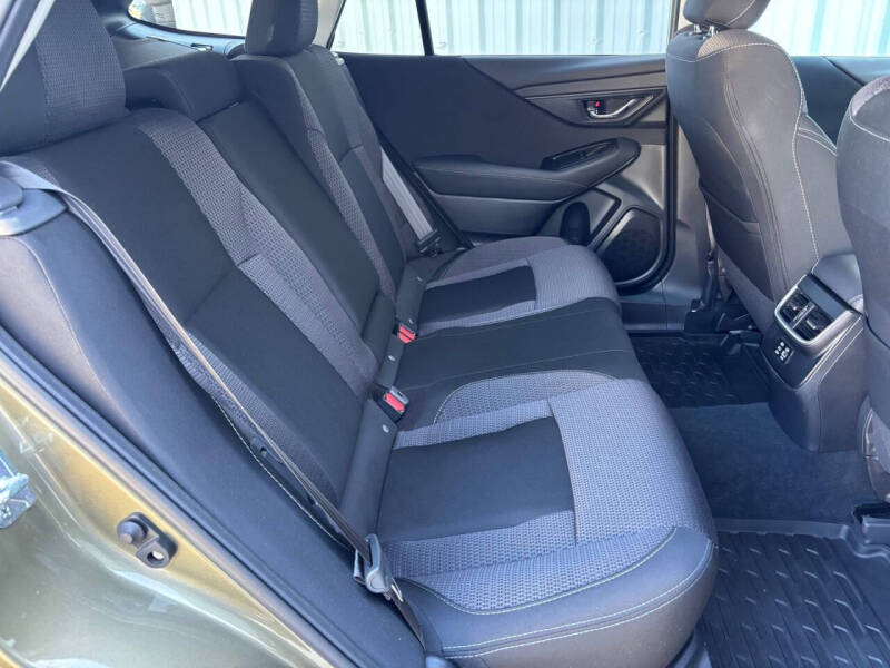 2024 Subaru Outback Premium