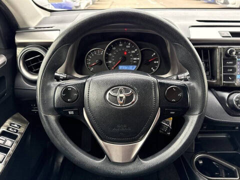 2016 Toyota RAV4 LE