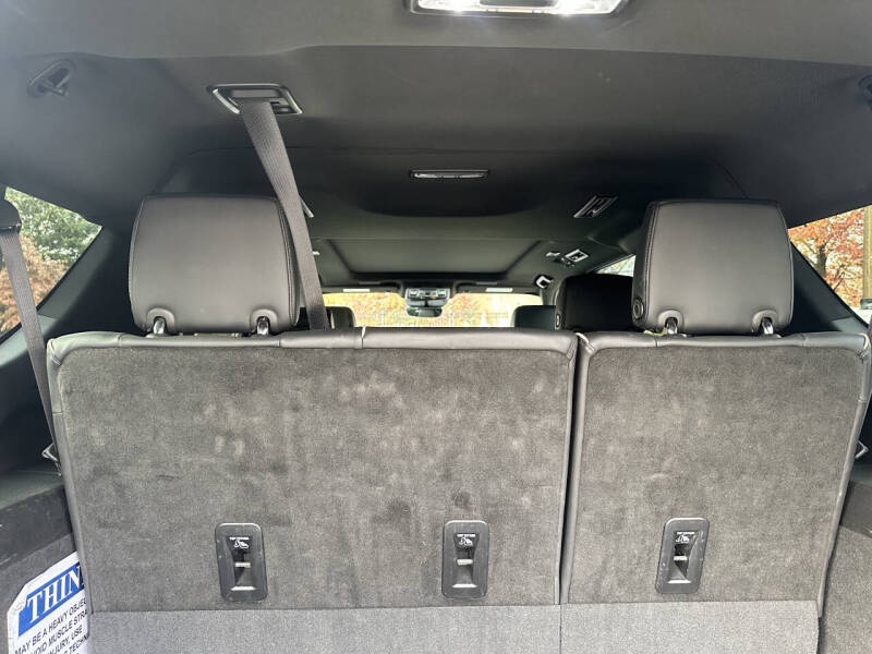 2022 Cadillac Escalade ESV Premium Luxury