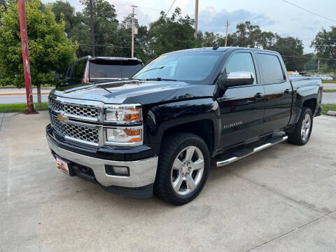 2014 Chevrolet Silverado 1500 for sale at Azteca Auto Sales LLC in Des Moines IA