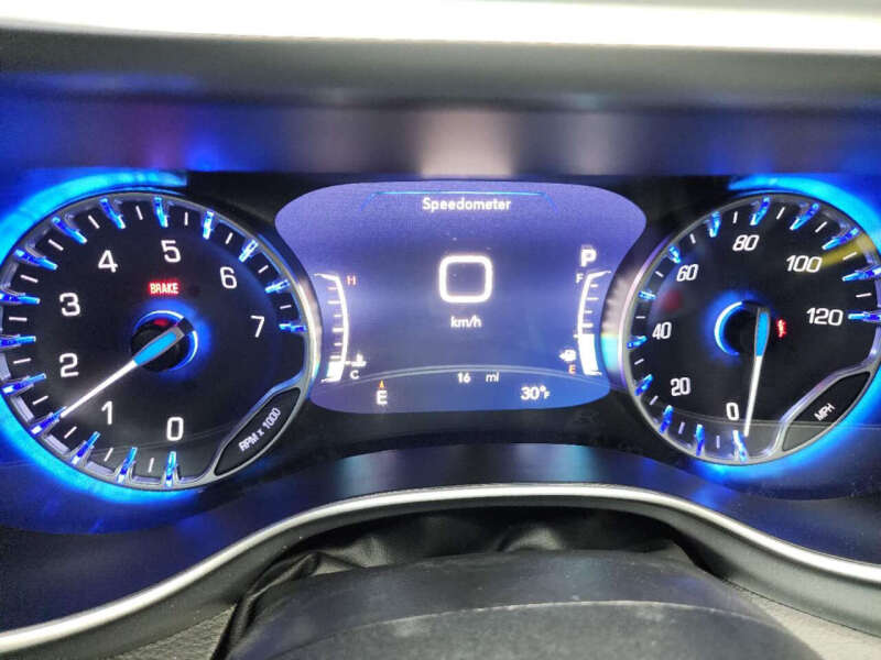 2024 Chrysler Pacifica Touring