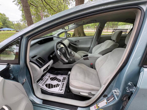 2014 Toyota Prius Two