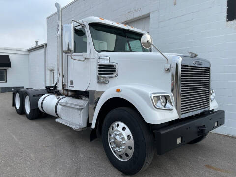 2014 Freightliner Coronado