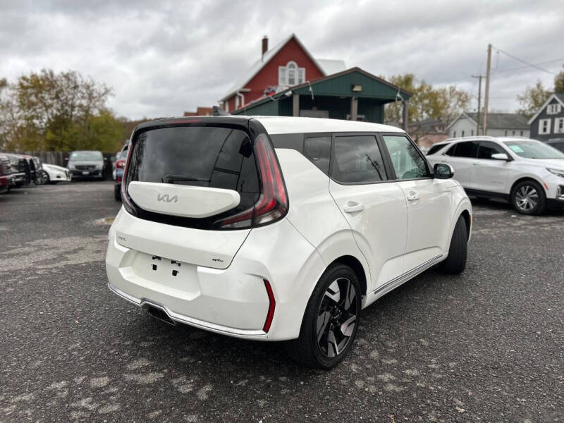 2023 Kia Soul GT-Line