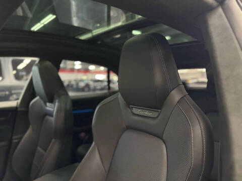 2024 Porsche Macan Turbo Electric