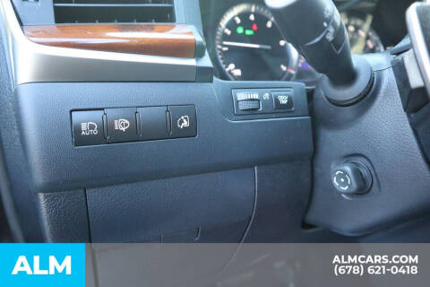 2020 Lexus LX 570 Two-Row