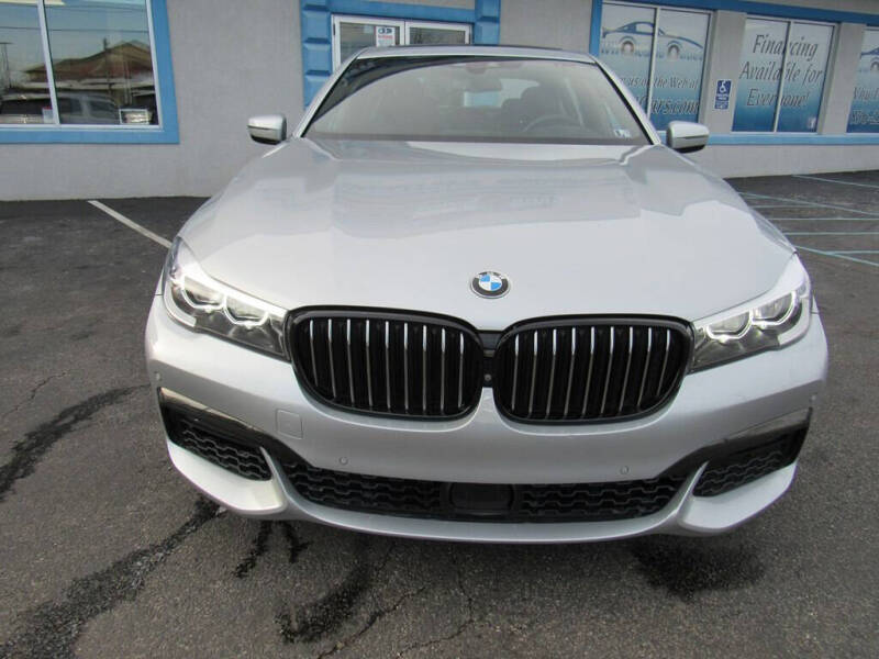 2019 BMW 7 Series 740i